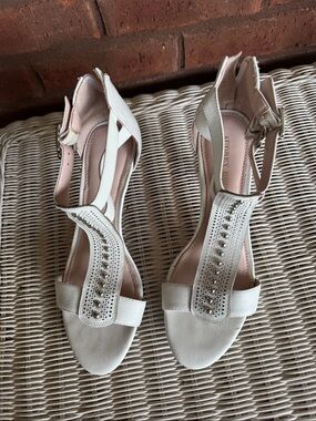 Women’s White Embellished T-Strap Sandals
